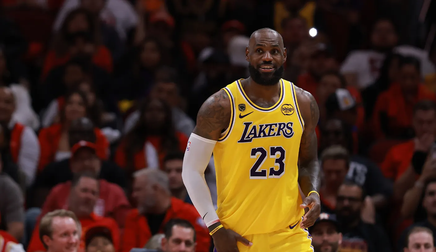 Probabilidades da próxima equipe de LeBron James: Cavaliers favorecidos; Calor, guerreiros em mistura