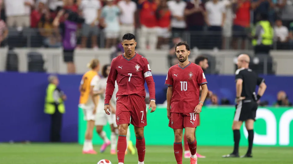 Portugal perde diante da Espanha e volta para casa