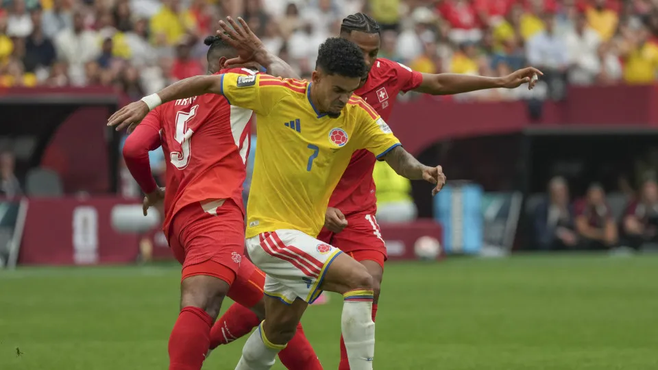 Suíça perde para Colômbia nos penáltis