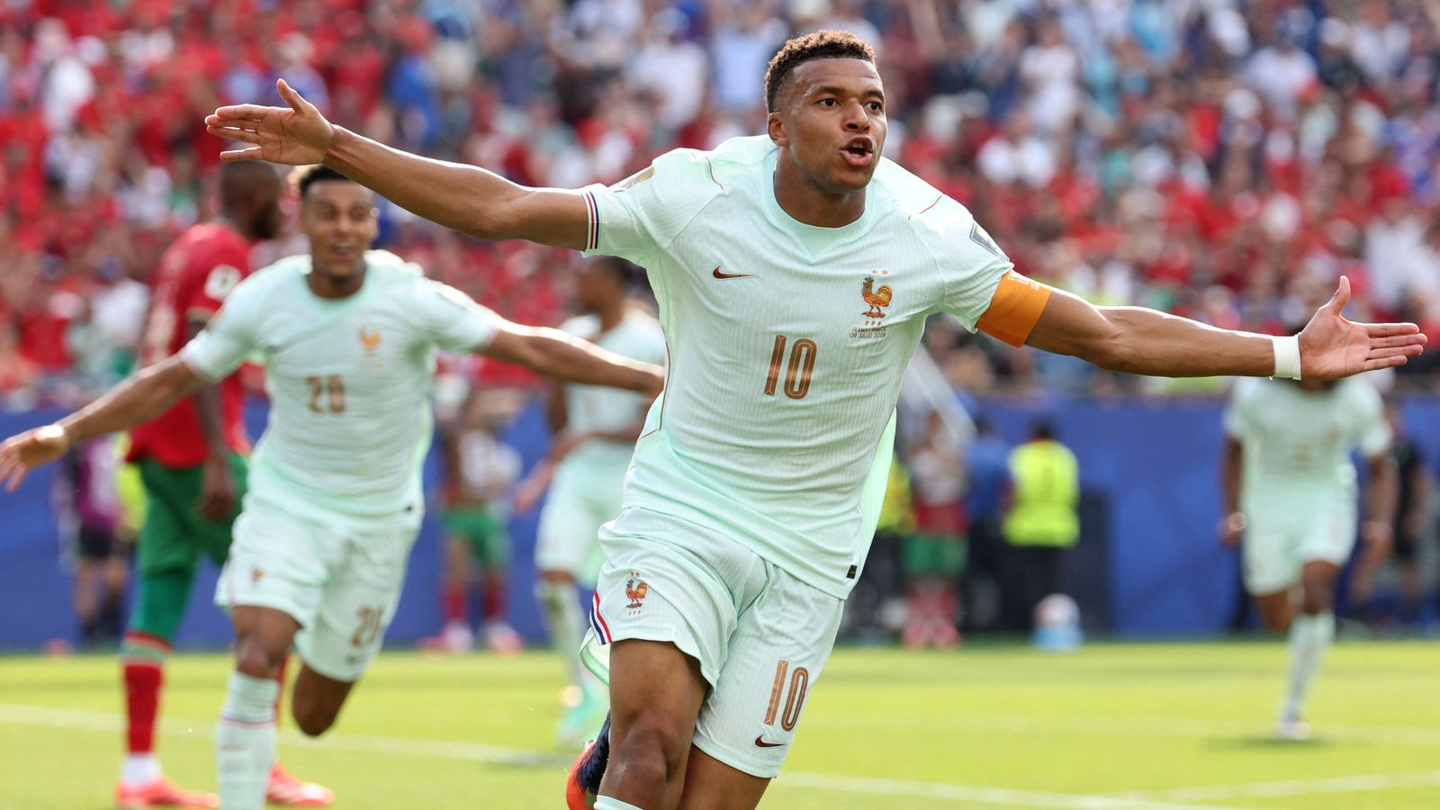França 2 x 0 Marrocos